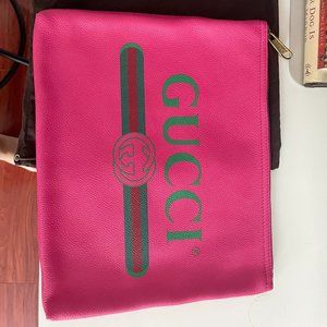 GUCCI CLUTCH